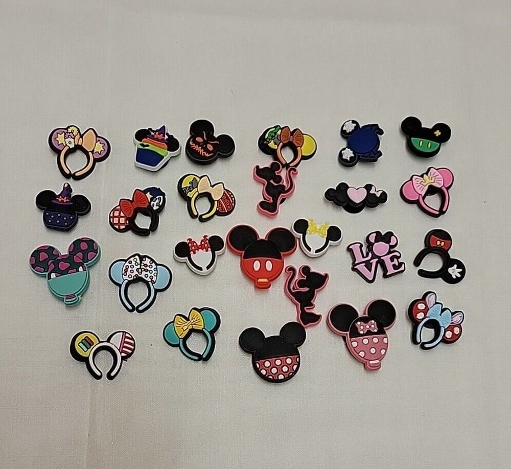 Disney Mickie & Minnie Mouse Character Shoe Charms Baby Yoda Lot of 25